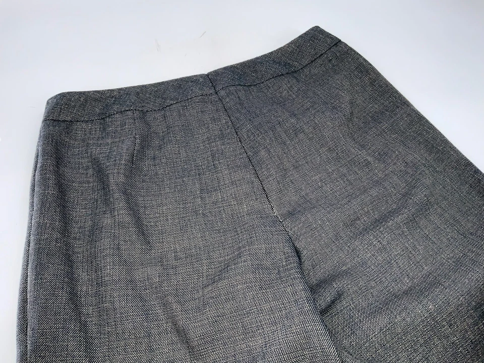 Escada Dress Pants Women’s Sz 8 Gray Wool Poly Bootcut Flat Germany YGI E2-348 - Image 4 of 4