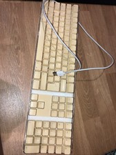Genuine Apple Mac A1048  Wired Full Size Keyboard English with 2 USB ports