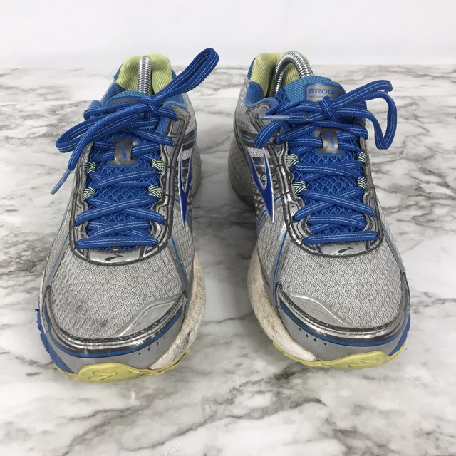 brooks shoes womens wide width