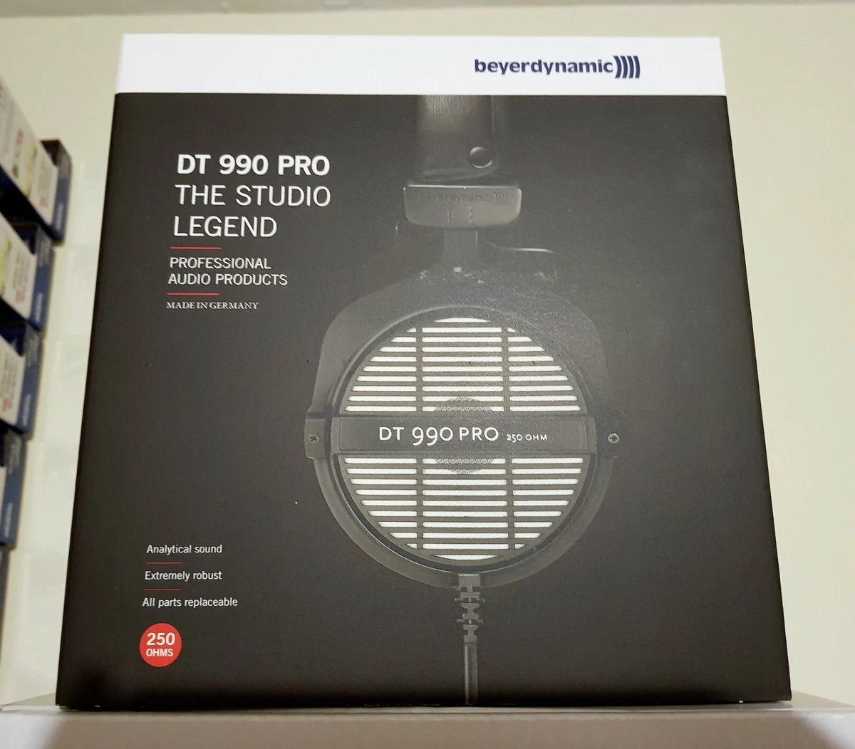 beyerdynamic DT-990 Pro 250 Ohm