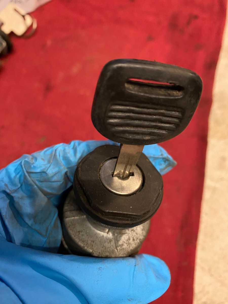 19161 IGNITION SWITCH WITH ONE KEY, POLLAK | eBay