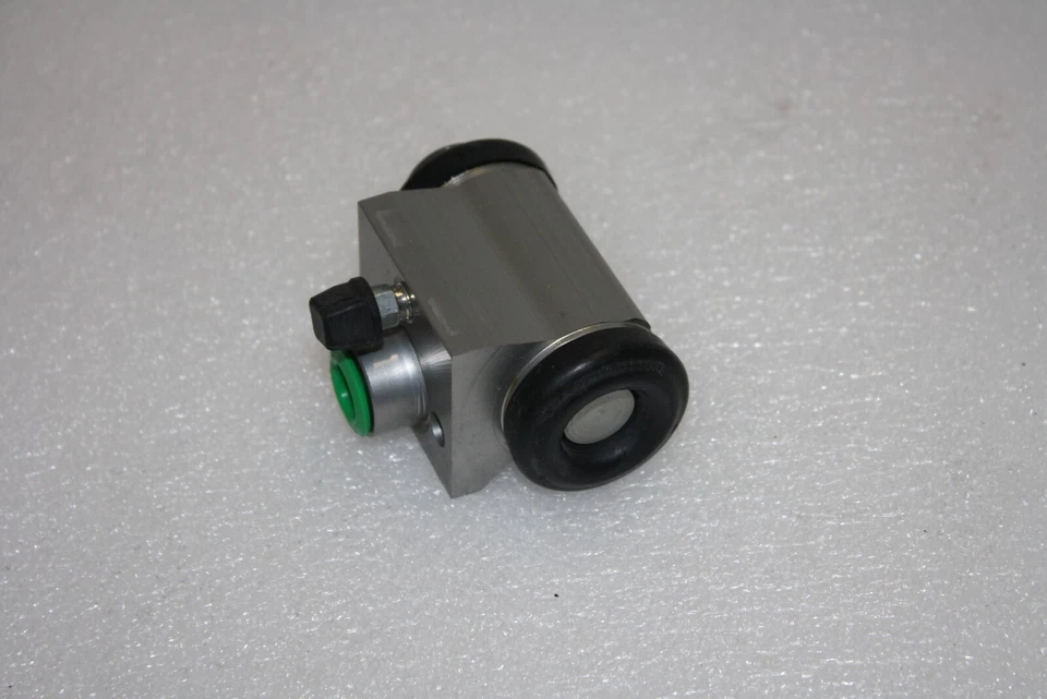 NEW GENUINE CUPRA BORN K11 Rear Wheel Cylinder Brake 1EA611053E - Image 4 of 4