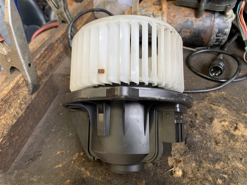 Discovery 3 Heater Blower Fan Discovery Heater Fan 2007 Year 17360045