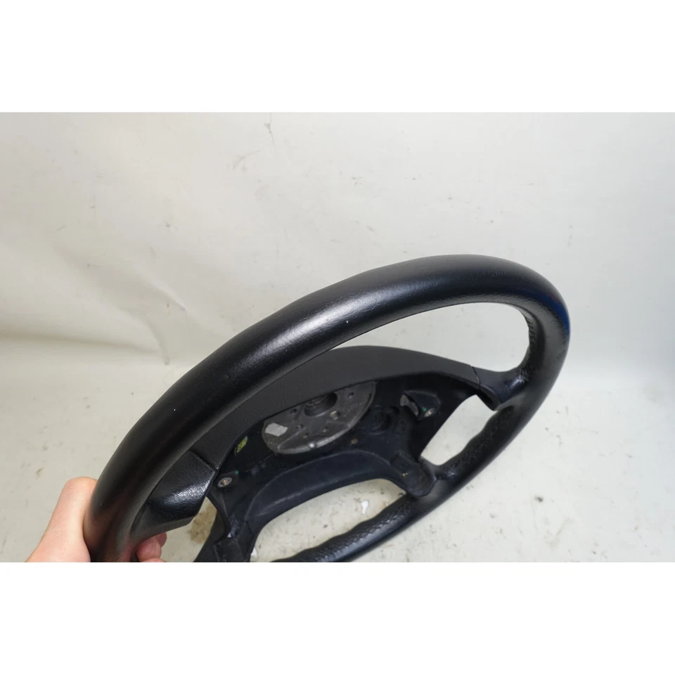 BMW E38 1999-2001 Serie 7 E39 Volante de 4 radios de cuero de fábrica negro original Foto 4 de 4