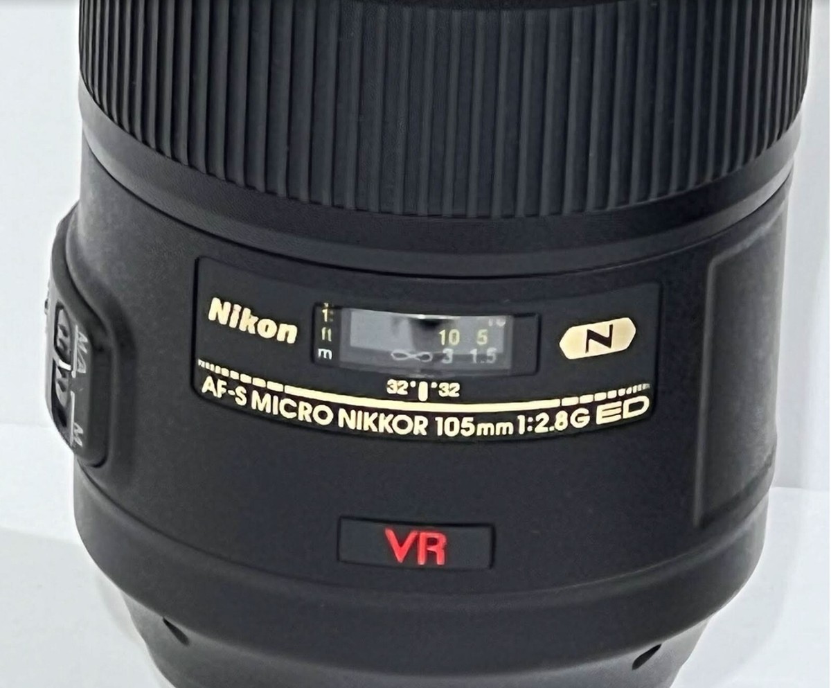 Nikon AF-S Micro Nikkor 105mm f 2.8 G ED VR Lens Kit With Ring