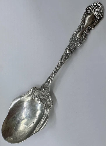 ANTIQUE ESTATE STERLING SILVER BERRY SPOON IMPERIAL CHRYSANTHEMUM GORHAM FLORAL