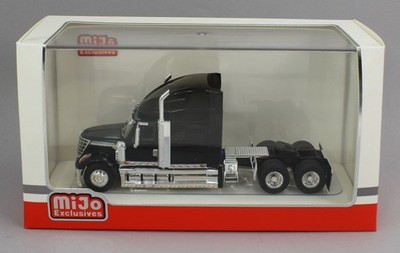 1:64 IXO Models *BLACK* International LONESTAR Semi Truck *NIB*
