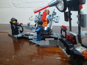 LEGO the LEGO Movie: Melting Room (70801) Complete Retired Set