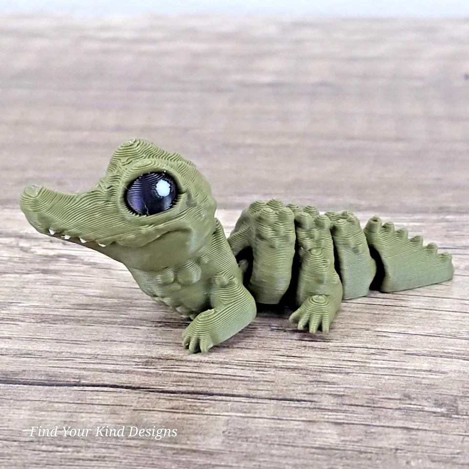 Juguete articulado flexible incubación cocodrilo impreso en 3D inquieto animal de safari de 2,5" Foto 3 de 4