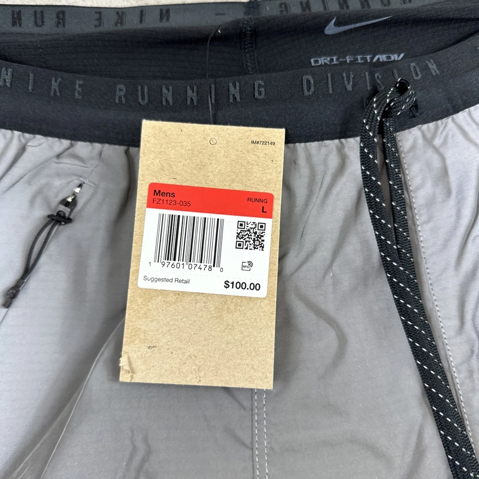 Pantalones Cortos Nike Run Division Reflectantes para Correr ADV Plateados Para Hombre Talla L FZ1123-035 Foto 4 de 4