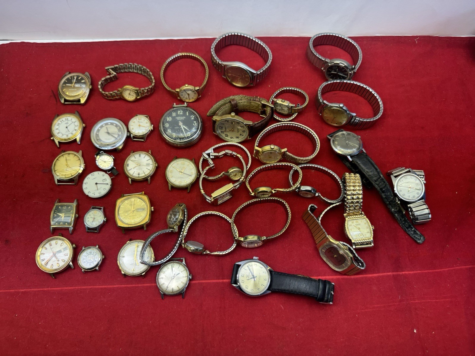 Watch Huge &amp; Vintage restore,or parts,automatic Of Etc Manual Ct Lot to Timex 37 - vintagewatches.pk