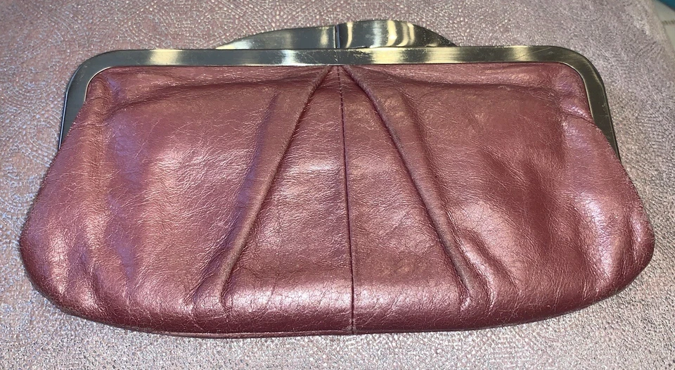 Gorg opus HOBO International Hayward Leather Clutch Wallet in Off White - Image 3 of 4