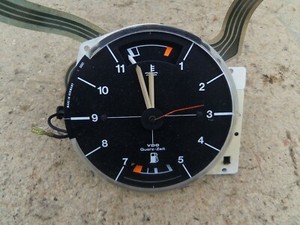 VW Golf Scirocco 1 I Zeituhr Tankanzeige Temperaturanzeige VDO Kienzle rund