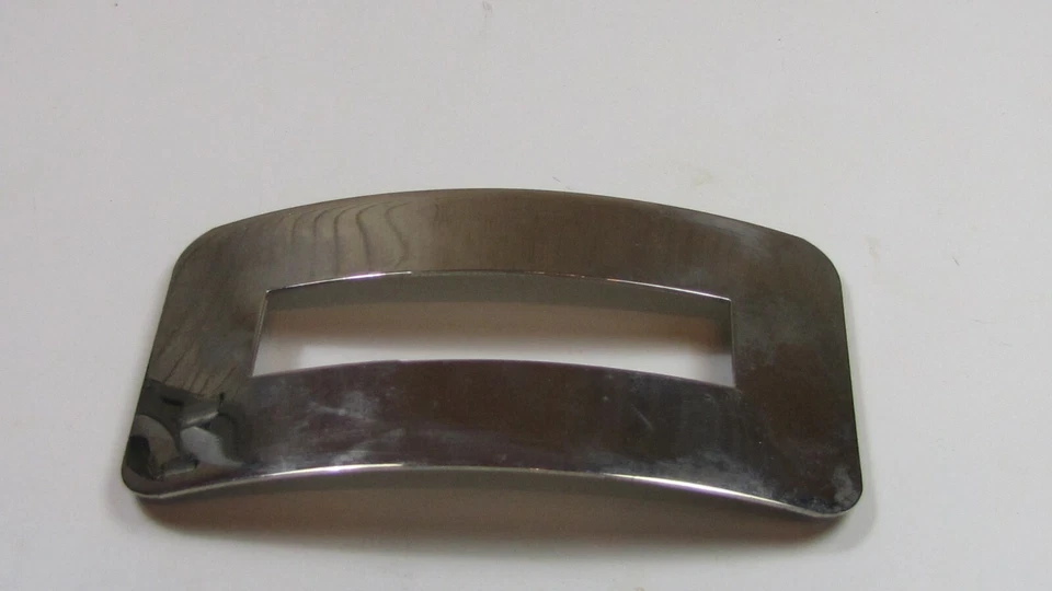 GRANDE BOUCLE DE CEINTURE ANCIENNE POUR FEMME VINTAGE DESIGN 1960 METAL CHROME - Photo 1/4