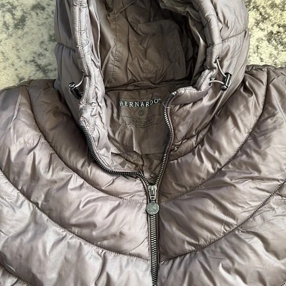 Bernardo hooded packable down jacket brown 2XL - image 4