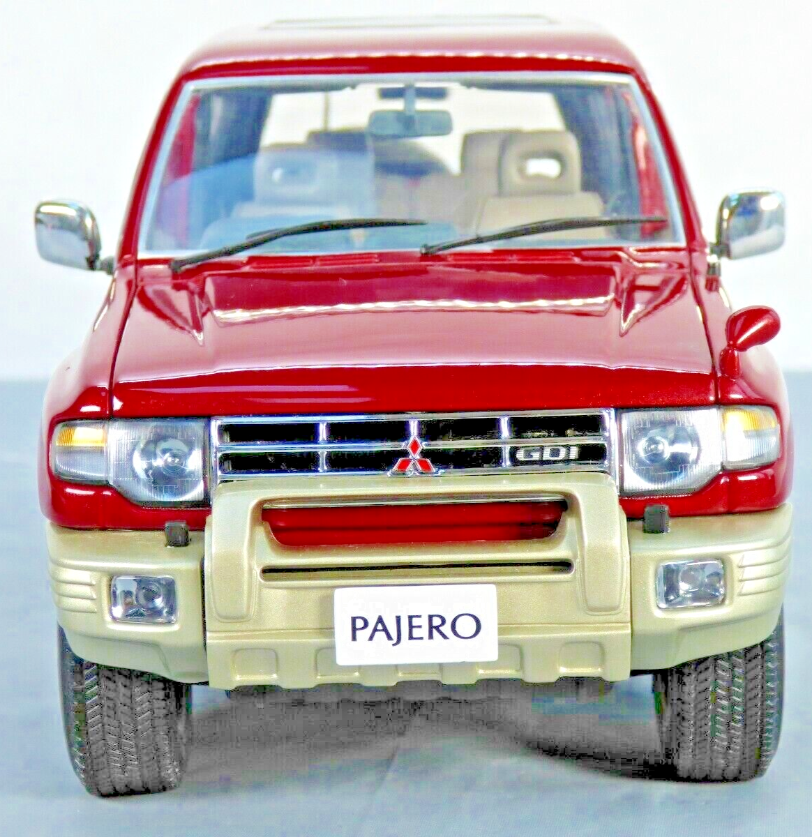 AutoArt Mitsubishi Pajero Rare Vintage 3500 V6 1998 1:18 Montero