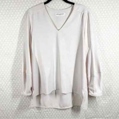Amanda Uprichard Women Top Sz M Light Pink V Neck Long Sleeve Classic Chic