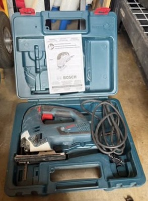   Bosch Jigsaw w/ Case   Great Condition  