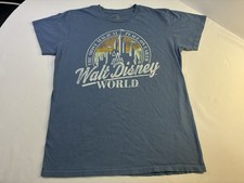 Walt Disney World Castle Graphic T-Shirt Women  s Medium Vintage Style