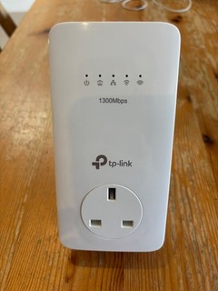 TP LINK TL WPA8630P WiFi AV1300 3 Port GIGABIT PASSTHROUGH EXTENDER