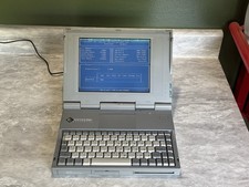 1994 Gateway 2000 Color Book Laptop CB486DX33