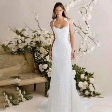 Halter Wedding Dress Sleeveless Lace Appliques Backless Chapel Train Bride Gown