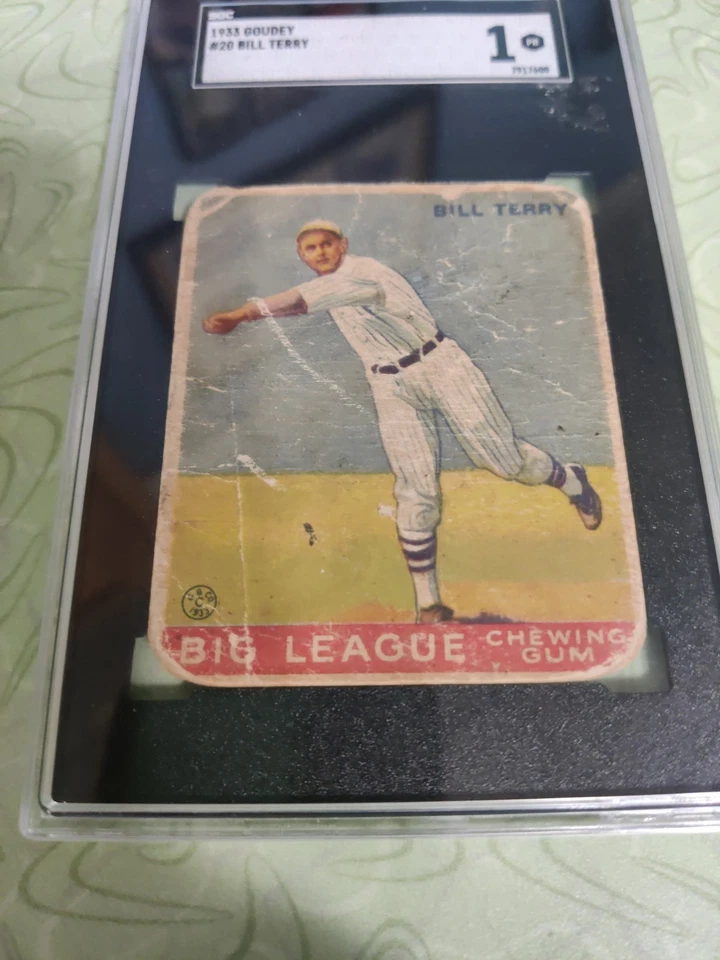 Goudey Bill Terry 1933 # 20 Sgc 1 Foto 2 de 4