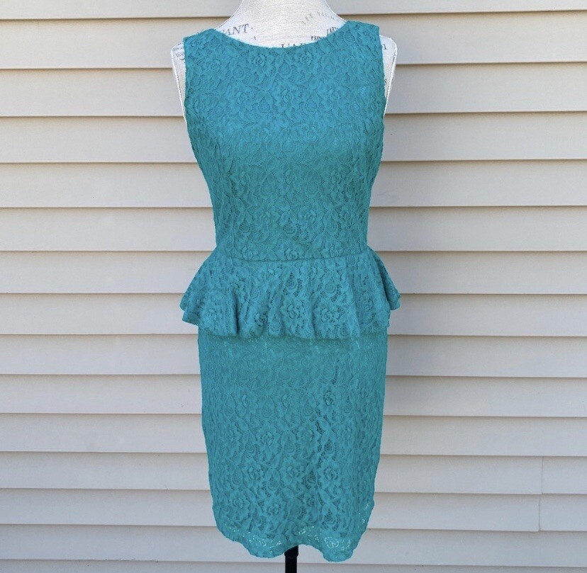 Bisou Bisou Lace Peplum Dress Womens Size 8