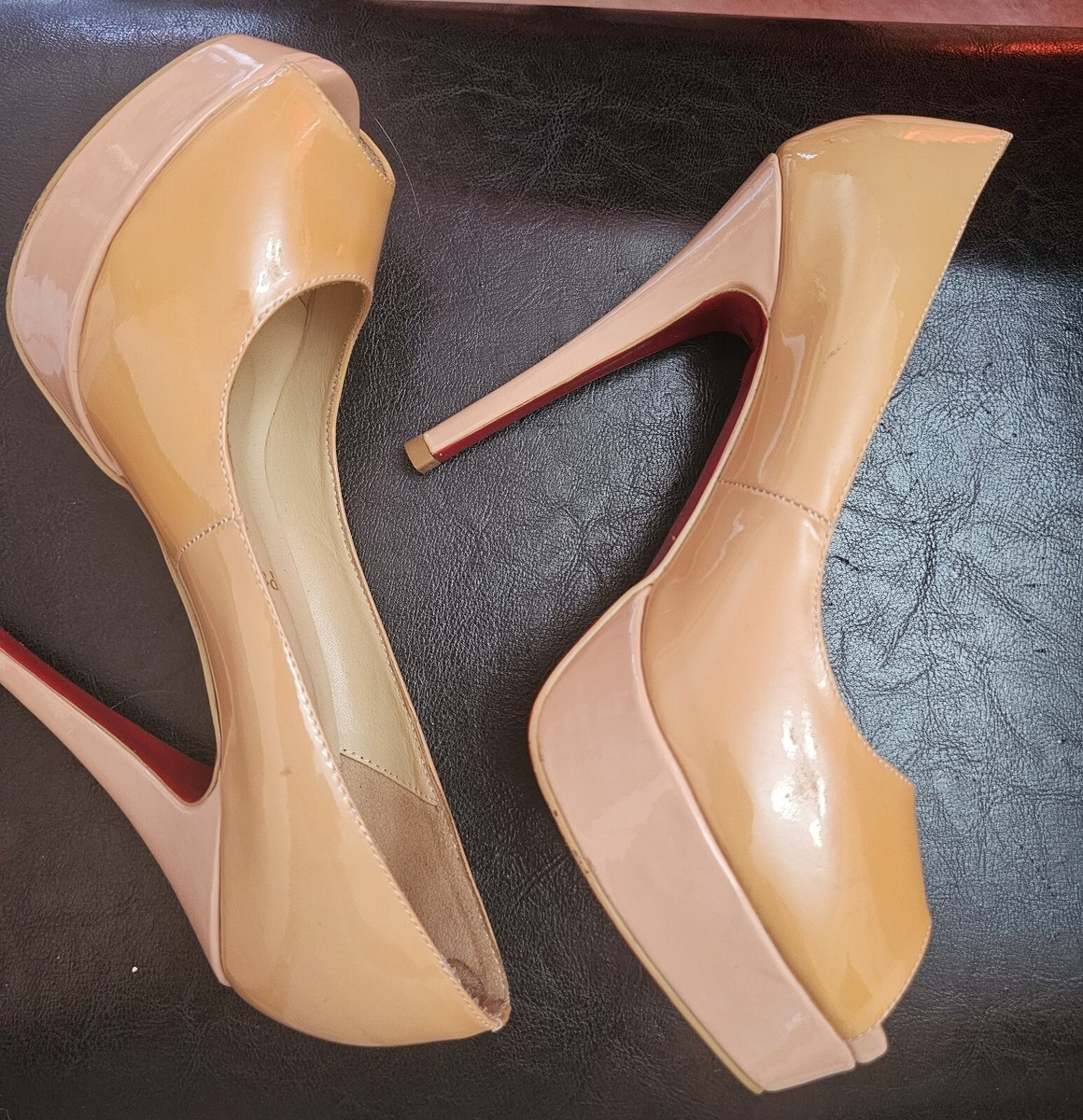 Christian Louboutin Tan Patent Leather Very Prive 120 Peep