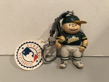 VINTAGE Oakland Athletics MLB PLAYER KEYCHAIN 1986 LIL' SPORTS BRAT WITH TAG!