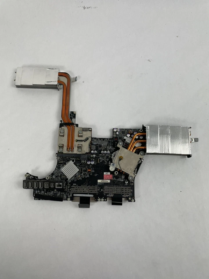 iMac 820-3126-A 21.5" A1311 Logic Board Assy w/2.5 GHz i5 CPU EMC 2428 Mid 2011 - Image 2 of 4