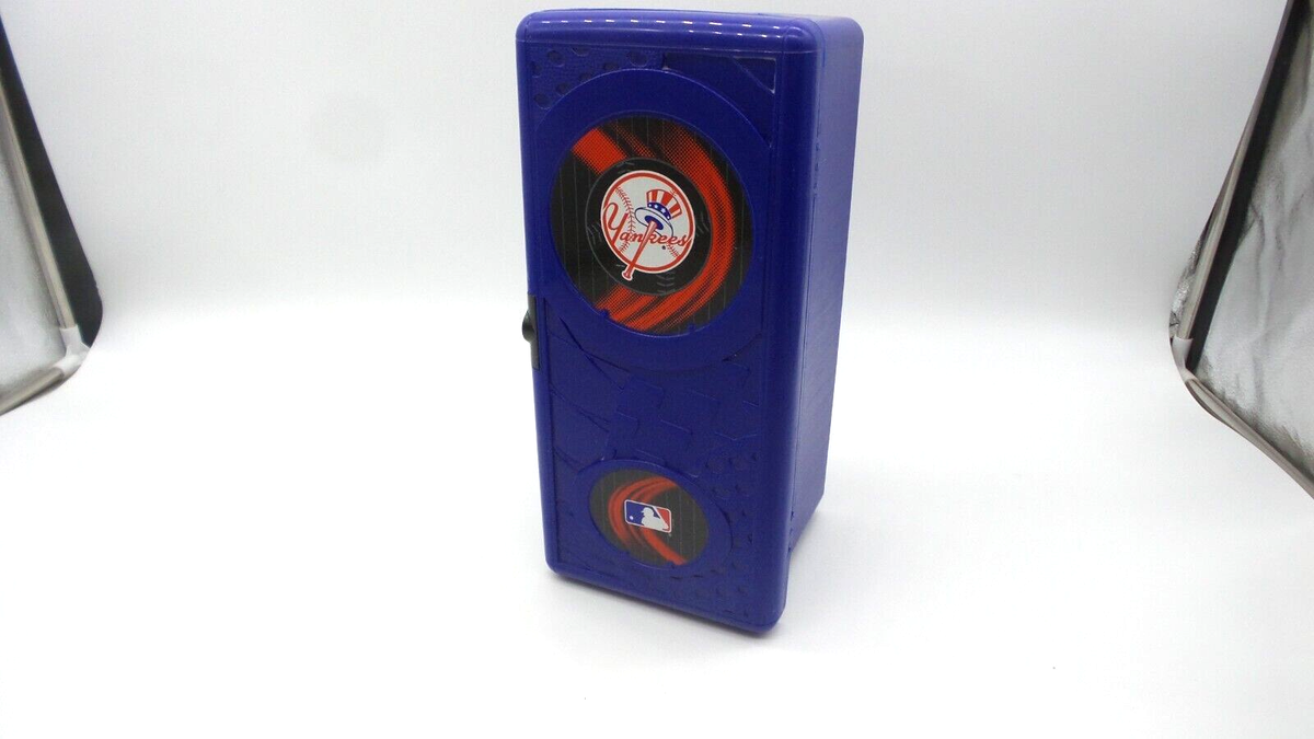 VINTAGE 1990s MLB Suncast NEW YORK YANKEES Plastic Mini Locker or