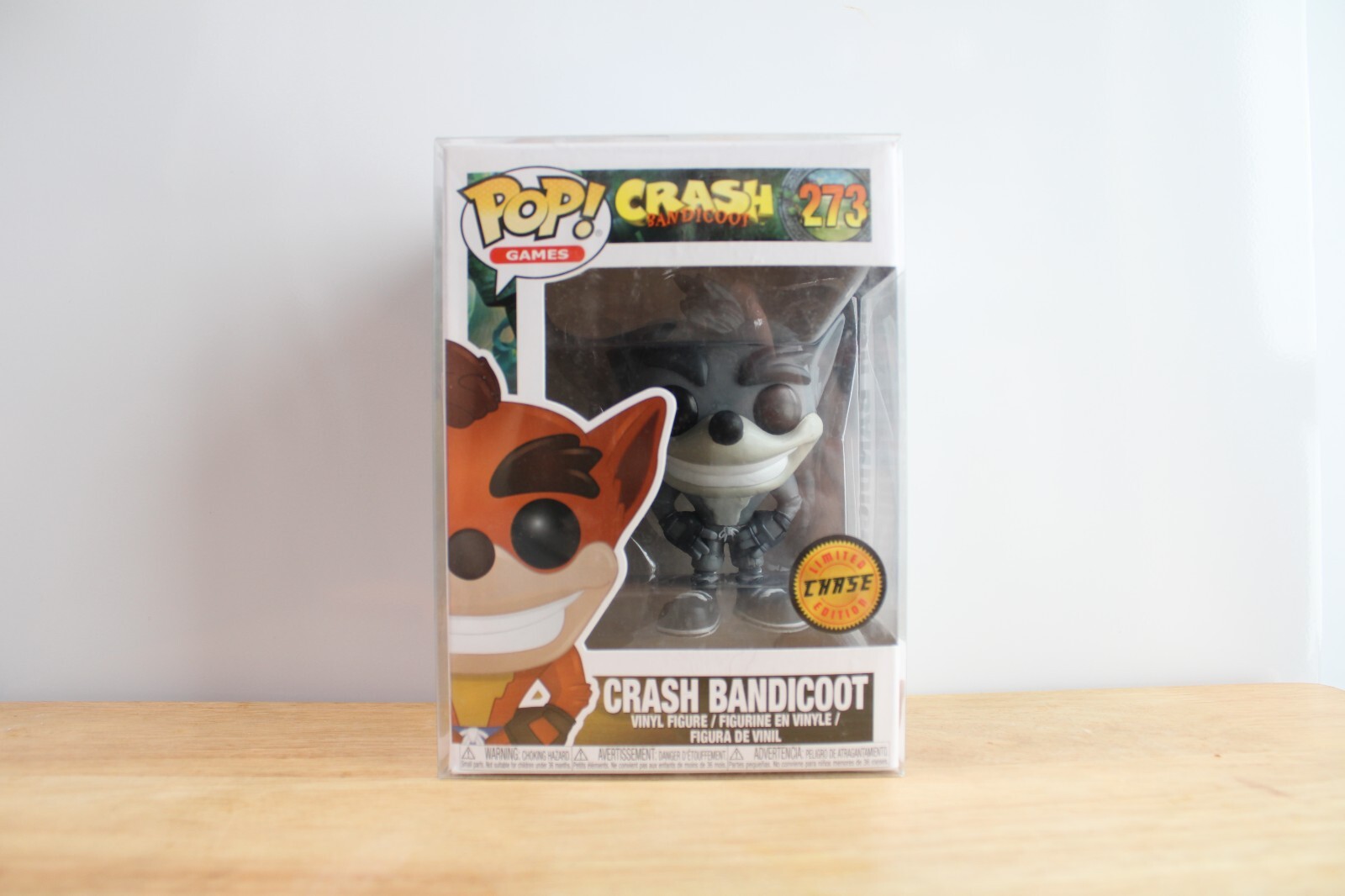 En Oferta Funko Pop! Games Crash Bandicoot Chase #273 Con Protector Pop