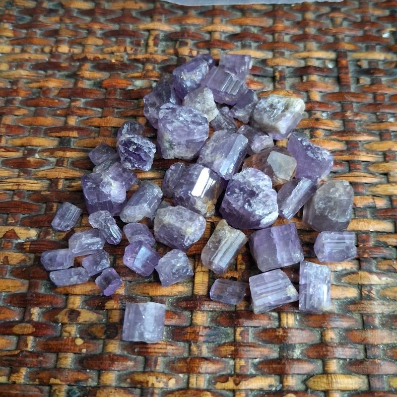 Lot of 200 Carats Rough Purple Scapolite for Faceting, Uncut Stones, Minerals 