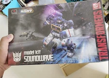 New Flame Toys Furai Model Soundwave Model Kit In Stock Assembly required!