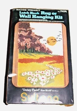 Vintage Sultana Latch Hook Kit Yarn Rug "Daisy Field" 26 X 40” Sealed 79074
