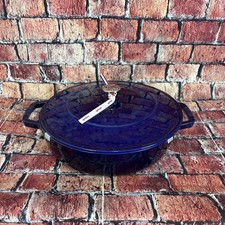 STAUB X SMITTEN KITCHEN - Brasiera in ghisa 4 qt con coperchio Chistera blu scuro