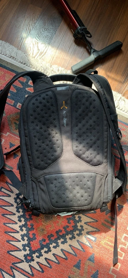 Lowepro ProTactic BP 350 AW Camera Backpack Includes Dividers And Rain Cover - Image 2 of 4