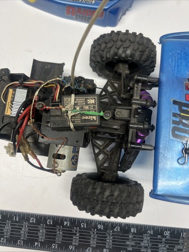 Rv Remote Control Radio Model Racing Truck Car Parts Raider Pro Bridgestone Old - Picture 8 of 22
