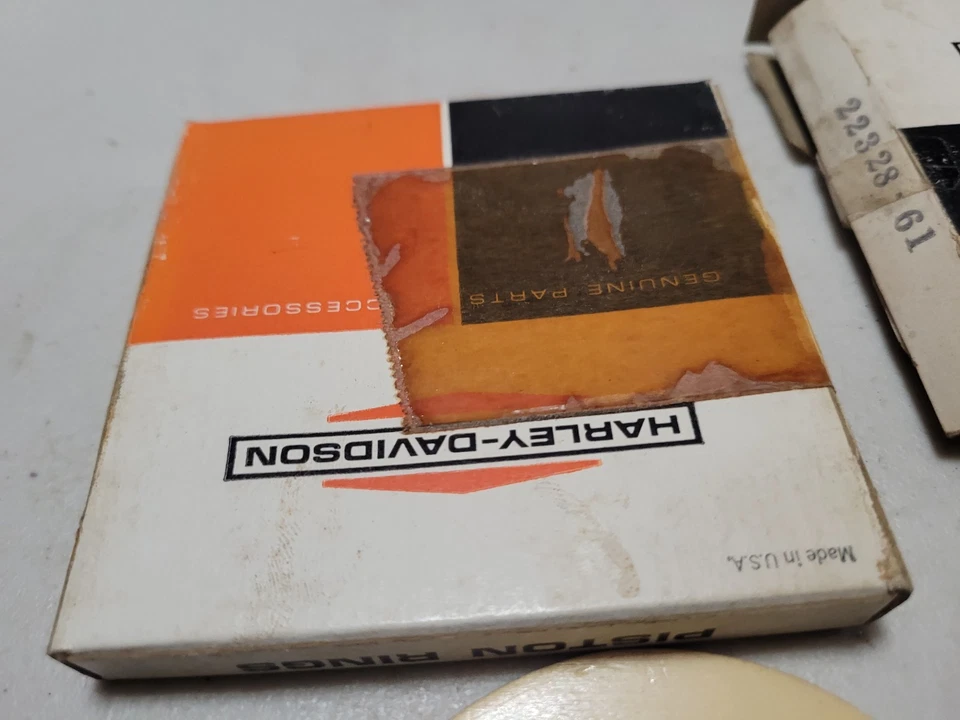 2x NOS 61-66 Harley Davidson Aermacchi Sprint + 0,6 mm anillos de pistón 22328-61 C H Foto 4 de 4