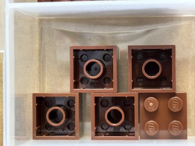 LEGO Parts - Reddish Brown Brick 2 x 2 - No 3003 - QTY 5