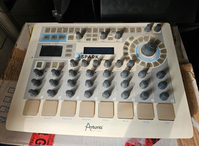 Arturia Spark creative drum machine MIDI