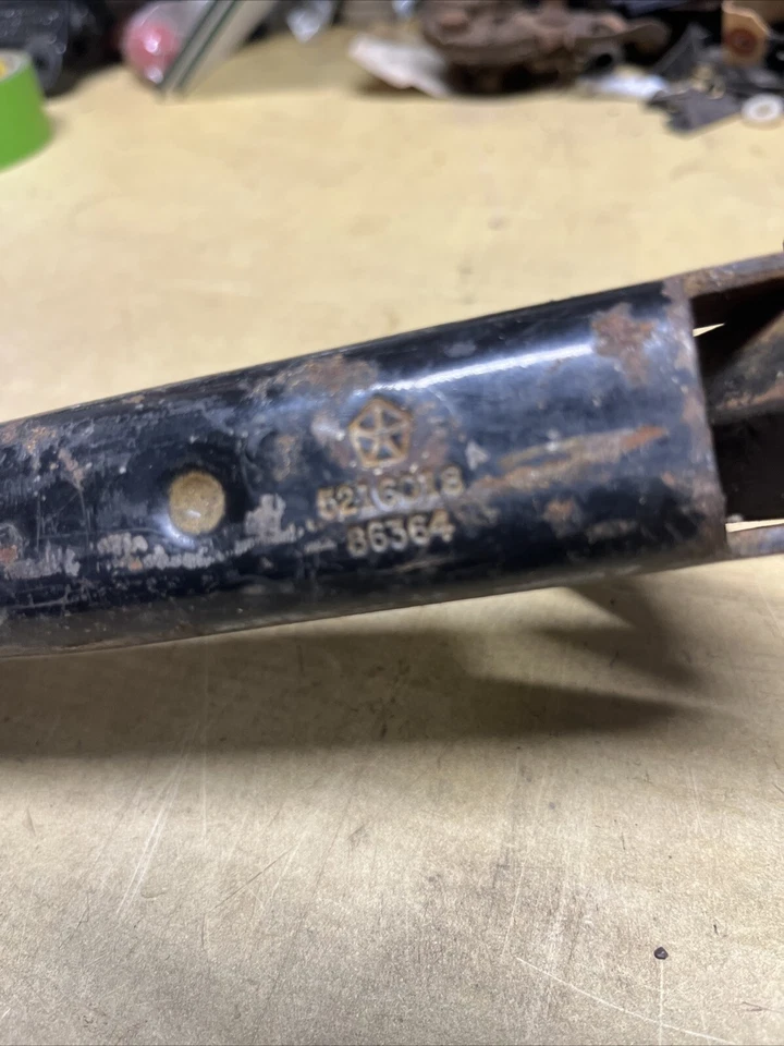 CHRYSLER, DODGE, PLYMOUTH CHAVE DE PORCA DE PNEU JACK LUG Parte # 5216018 - Imagem 4 de 4