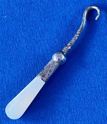 Antique Miniature Sterling Silver Hallmarked Mother of Pearl Button Hook - Picture 2 of 3