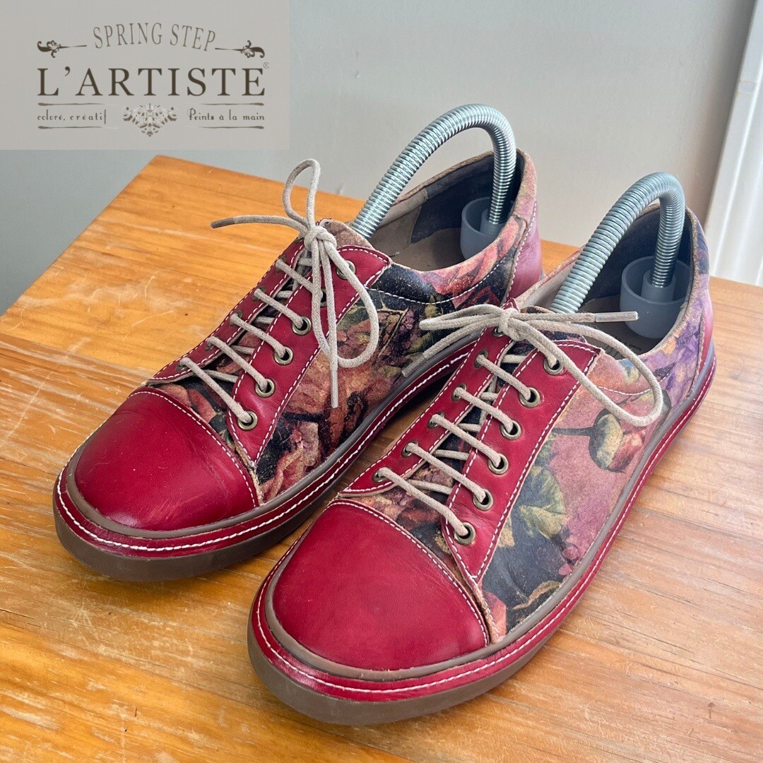 L’Artiste Spring Step Bibbie Rose Leather Sneaker 39/8.5 Red $139 EUC Floral