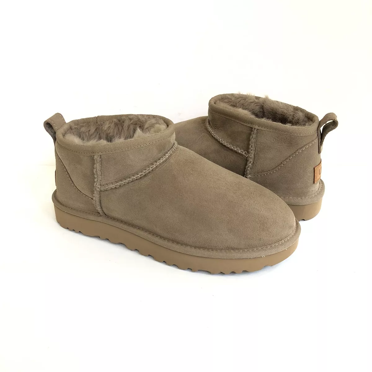 Magasinez des bottes UGG Classic Ultra Mini pour femmes – Boutique