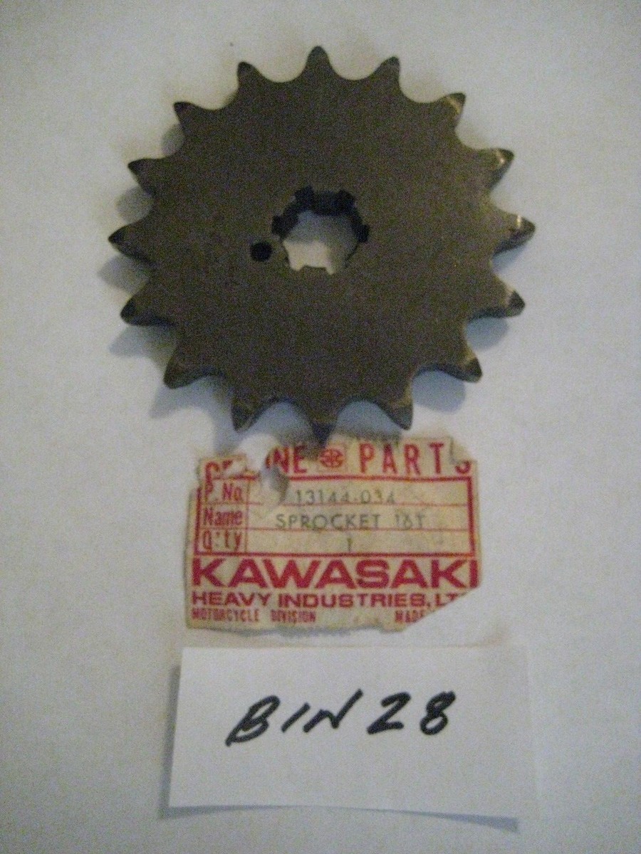 KAWASAKI F4/F3 ENGINE SPROCKET 16T NOS! | eBay