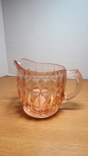 Jeannette Glass Windsor Diamond Pink Creamer  Depressionware 8 Oz EUC