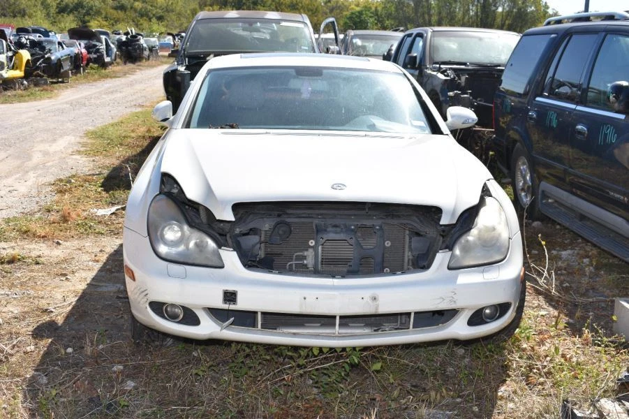 Mercedes Benz CLS550 2007-2011 consola central delantera compartimento de almacenamiento Foto 4 de 4