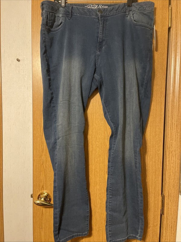 NEW Women’s Old Navy Rockstar Super Skinny High Rise Jeans (Size 18)